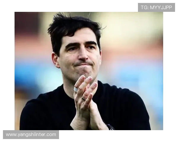 伊劳拉否认与其他俱乐部接触谈判